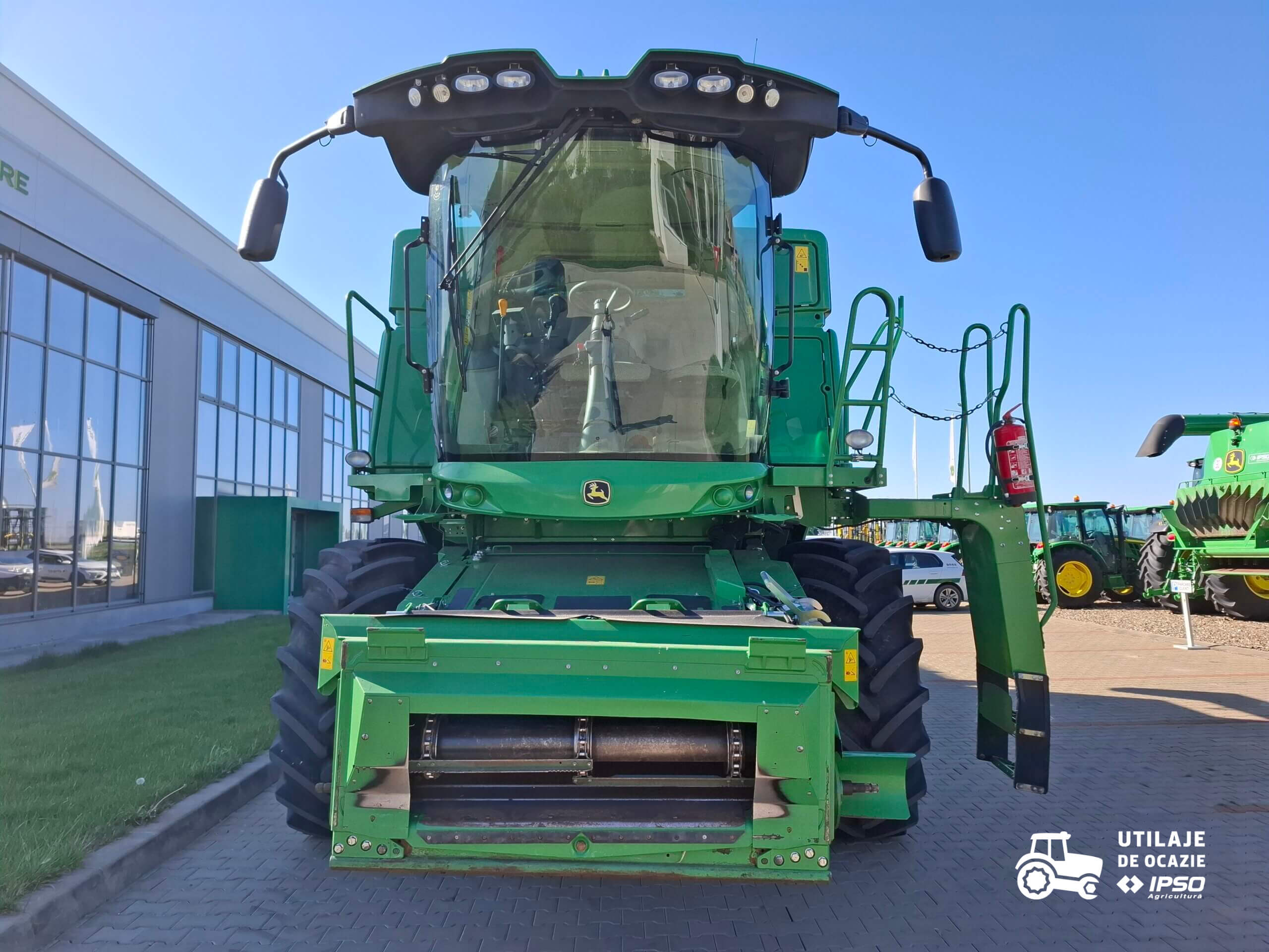John Deere W550