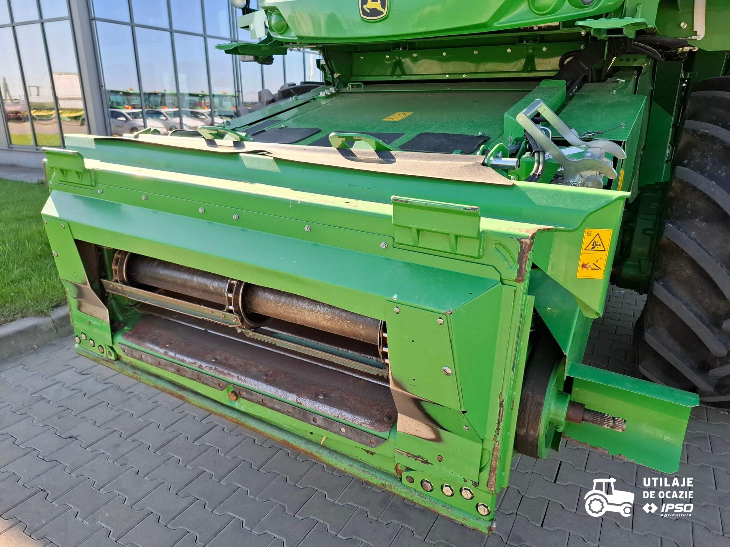 John Deere W550