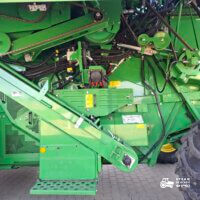John Deere W550