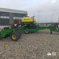 Semanatoare prasitoare John Deere DB37 ExactEmerge