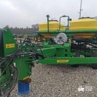 Semanatoare prasitoare John Deere DB37 ExactEmerge