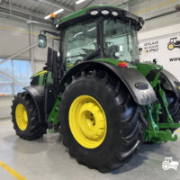 John Deere 7230R