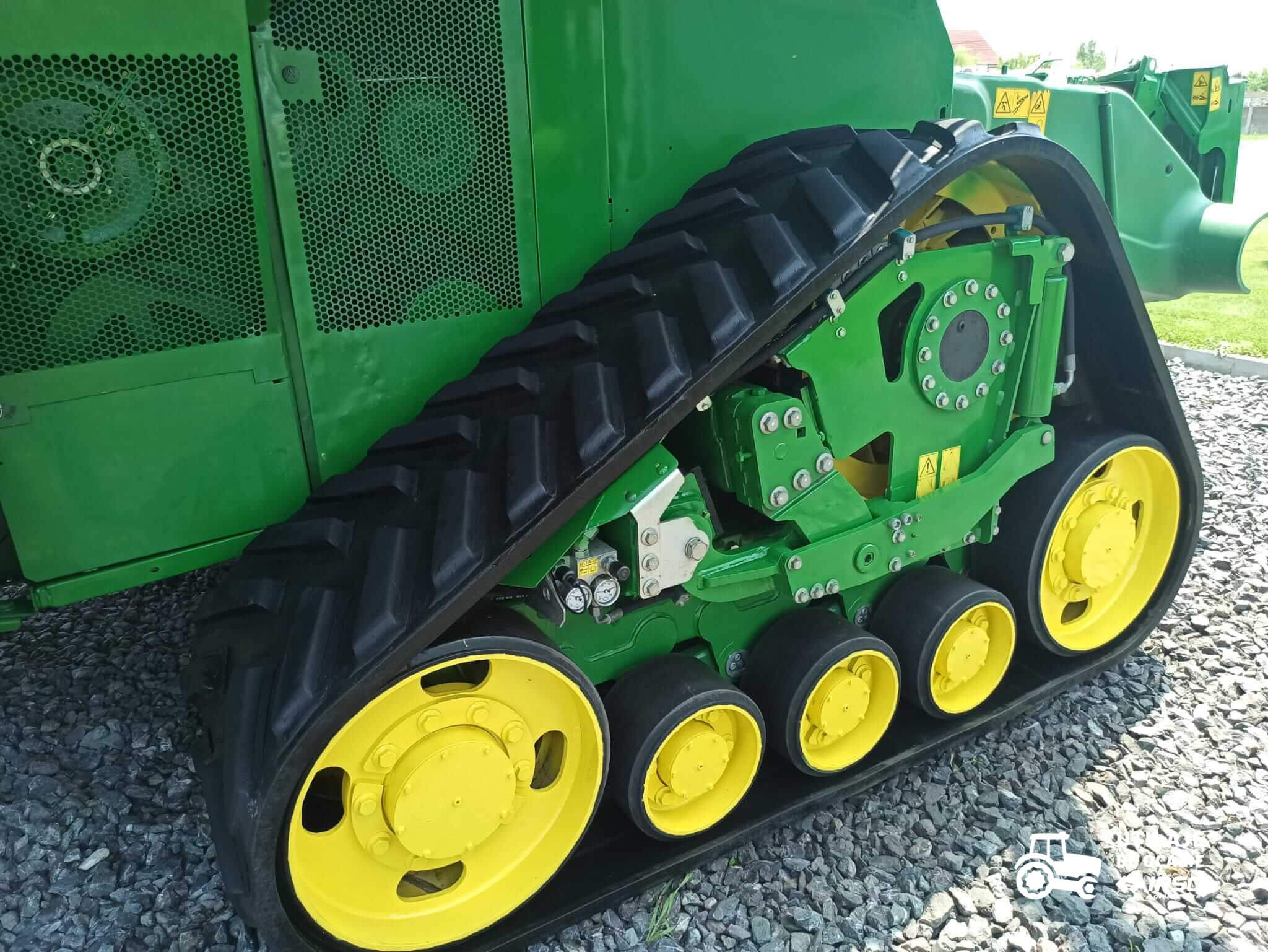 John Deere S680i 4x4