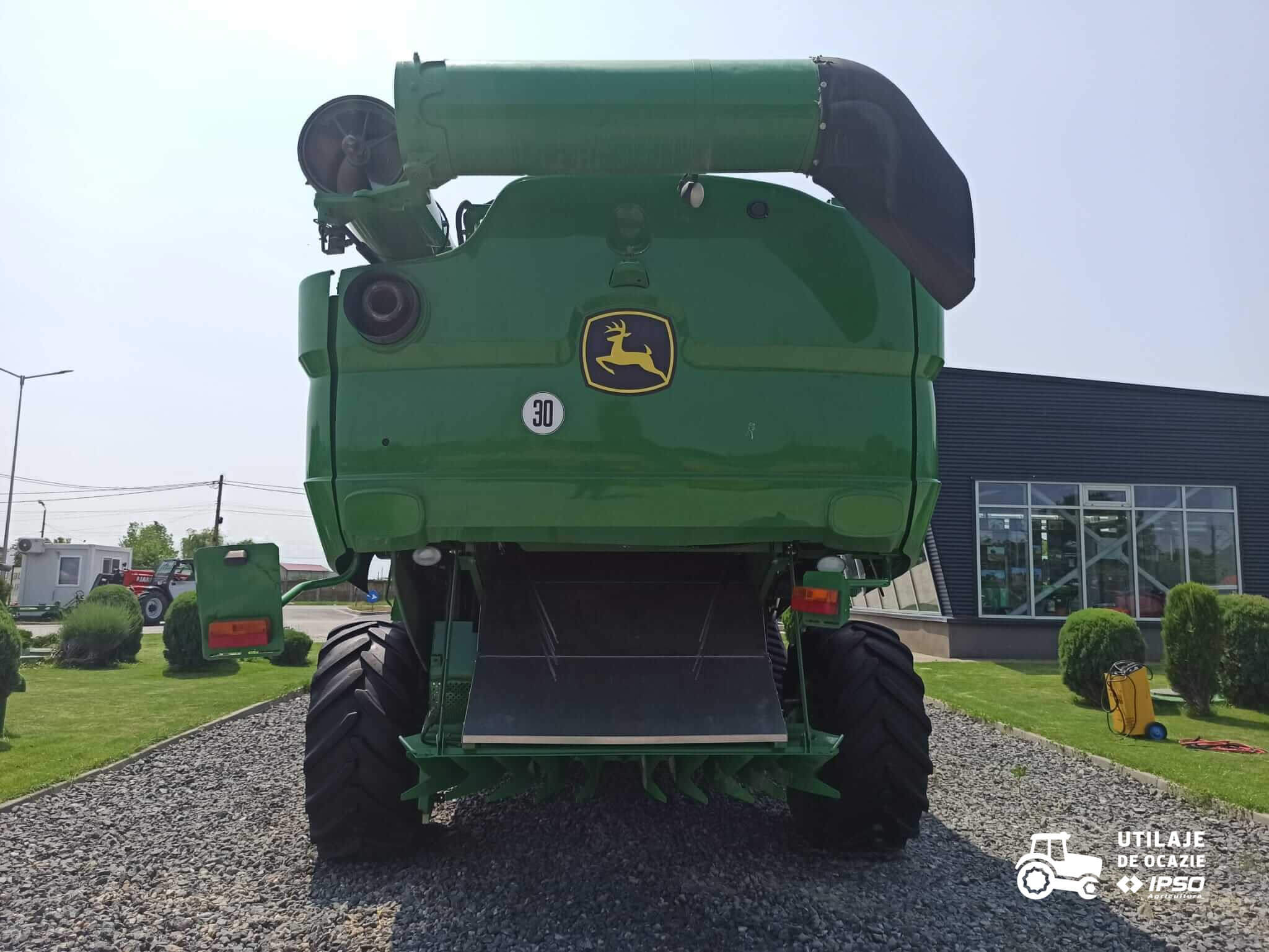 John Deere S680i 4x4