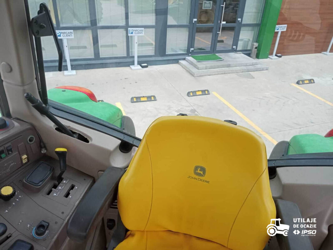 Tractor John Deere 6930