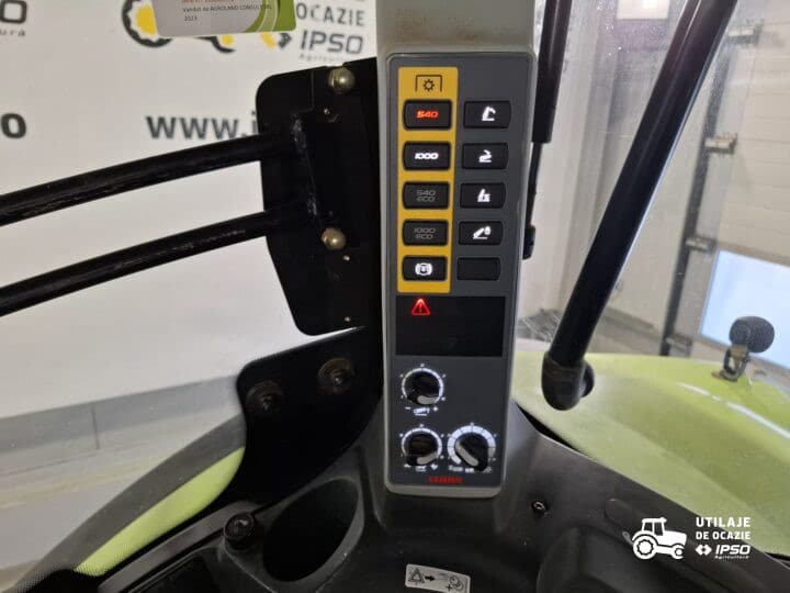 Claas Axion 810