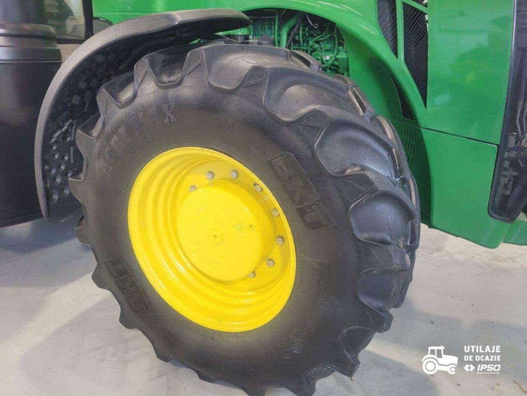 John Deere 8400R