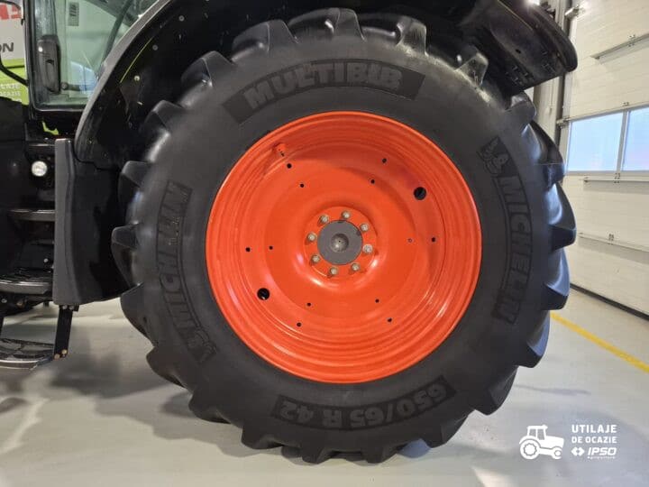 Claas Axion 810