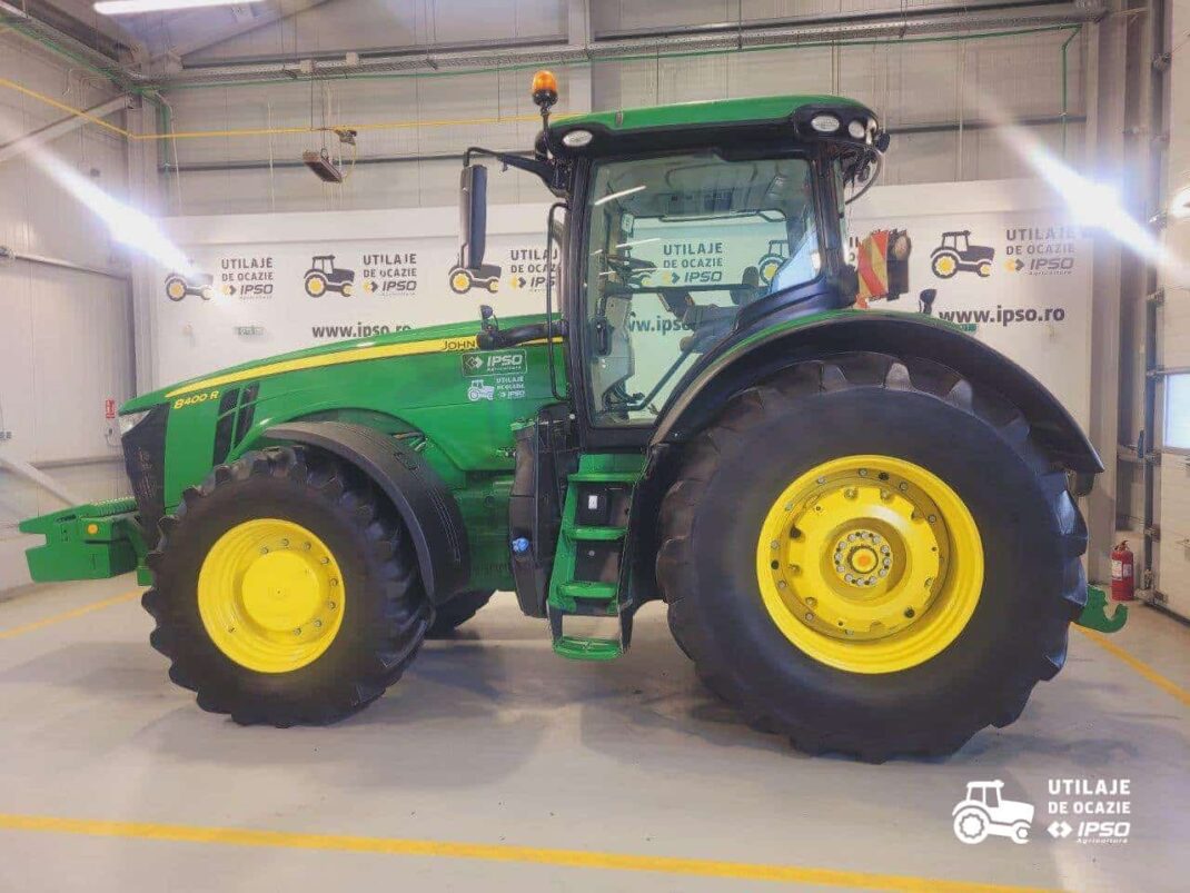 John Deere 8400R