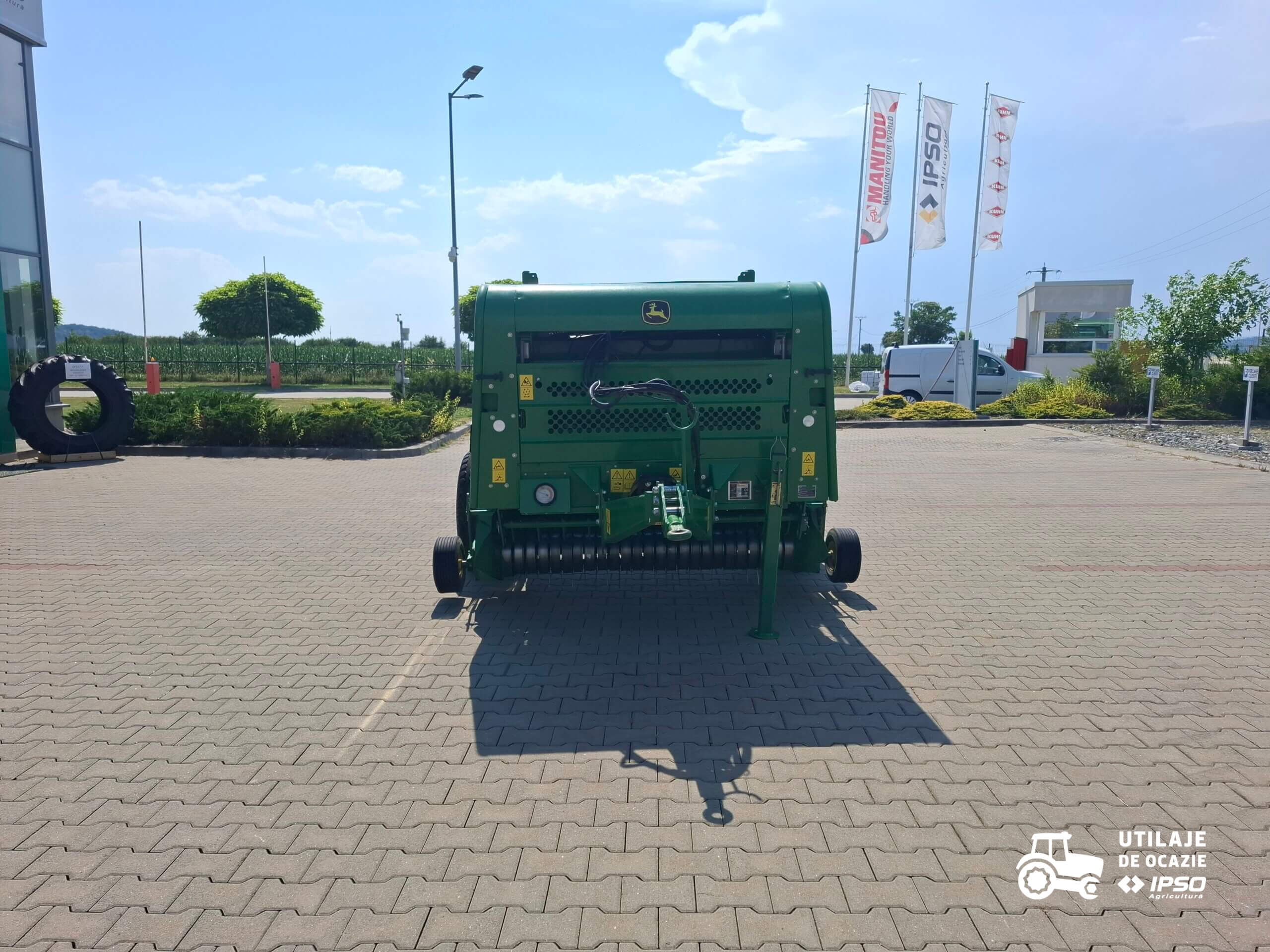 Presa de balotat John Deere model F440E