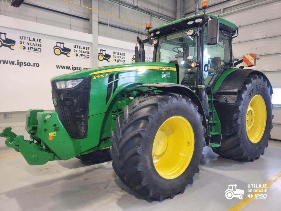 John Deere 8400R