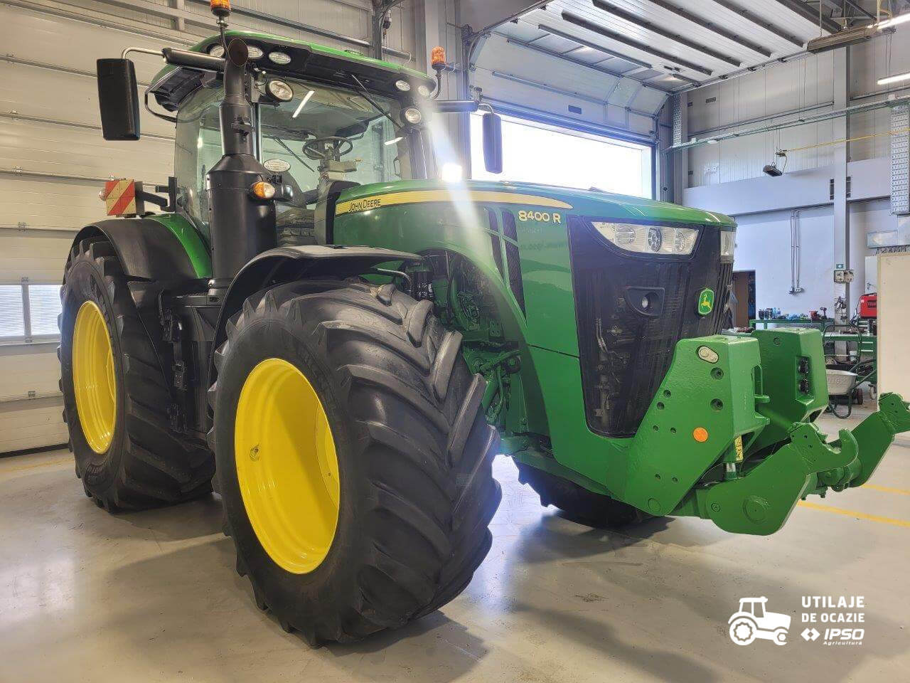 John Deere 8400R