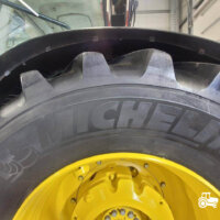 John Deere 8400R