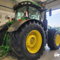 John Deere 8400R