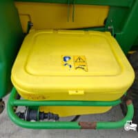 Sprayer tractat John Deere 724