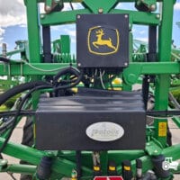 Sprayer tractat John Deere 724