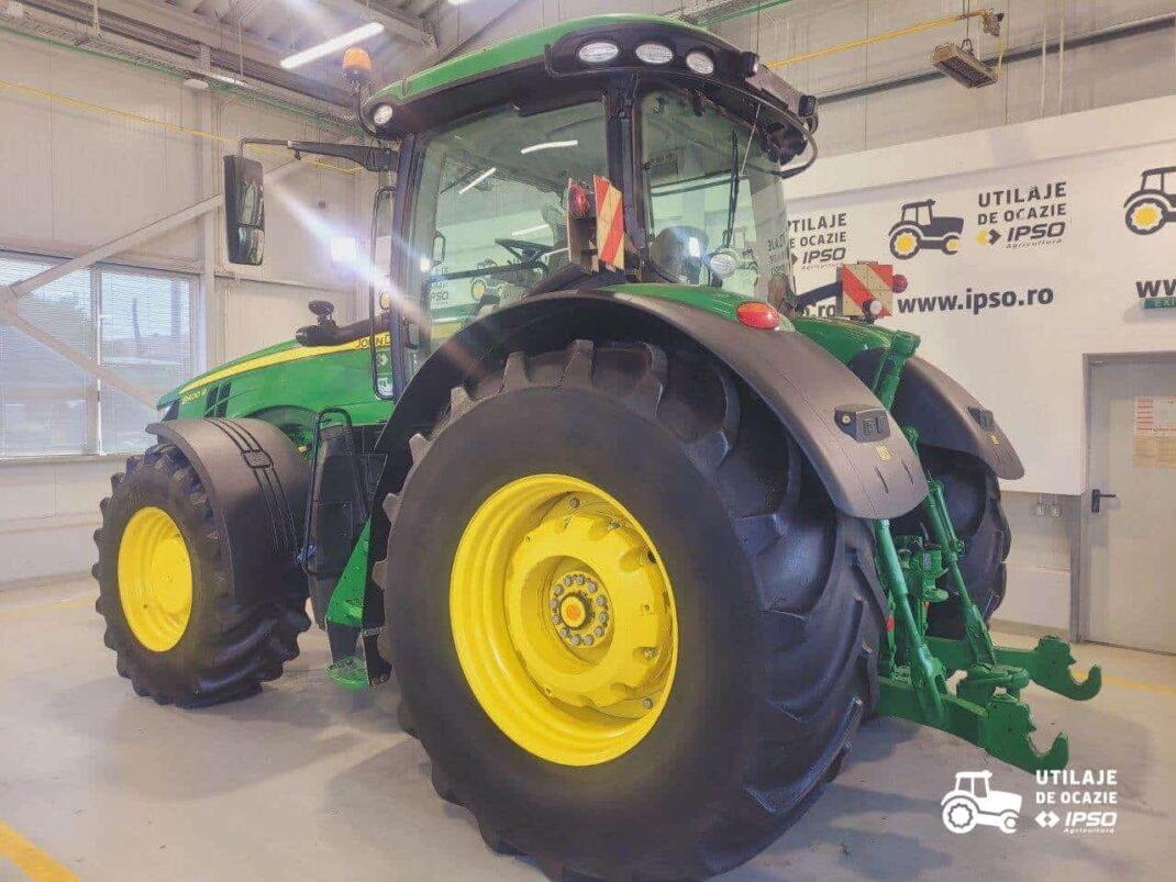 John Deere 8400R