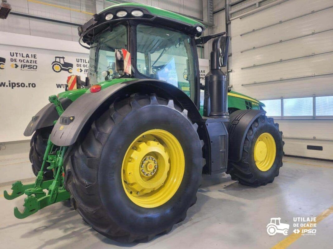 John Deere 8400R