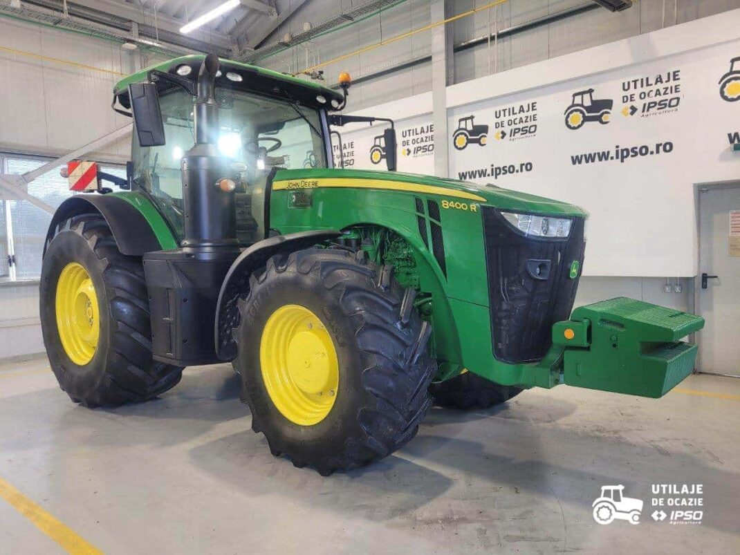 John Deere 8400R