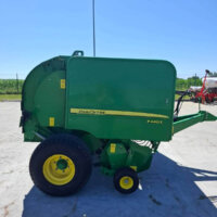 Presa de balotat John Deere model F440E