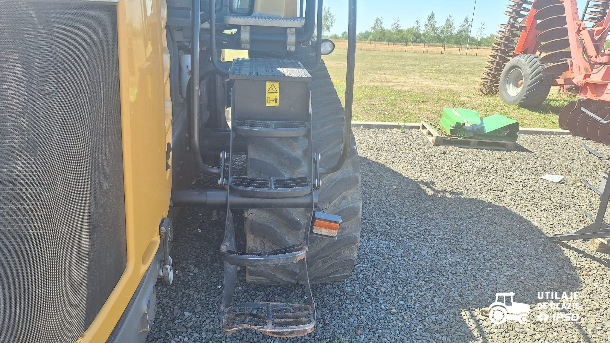 Challenger MT 765E