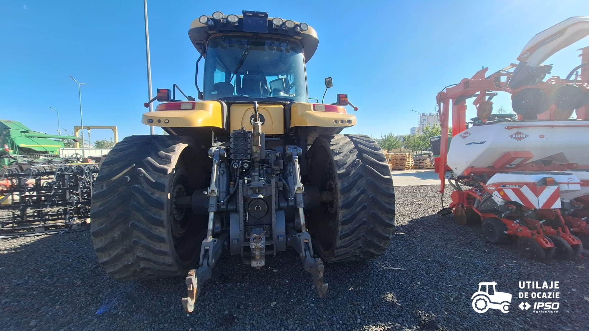 Challenger MT 765E