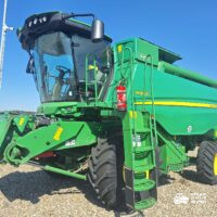 John Deere W550