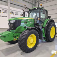 John Deere 6195M