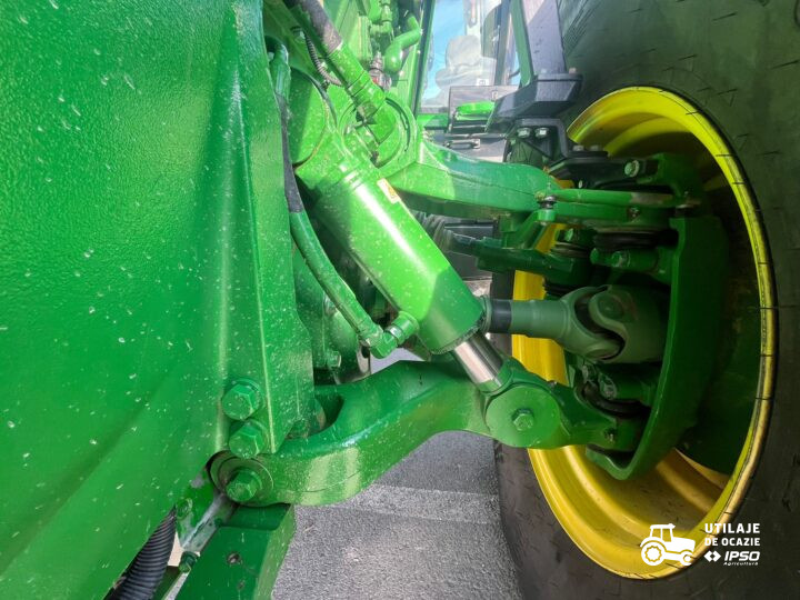 John Deere 8370R