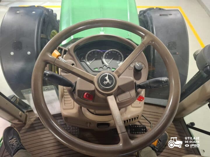 John Deere 6930