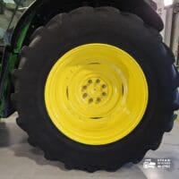 John Deere 6195M