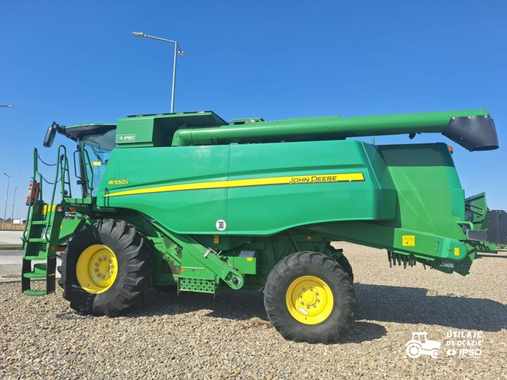 John Deere W550
