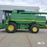 John Deere W540 + Header paioase