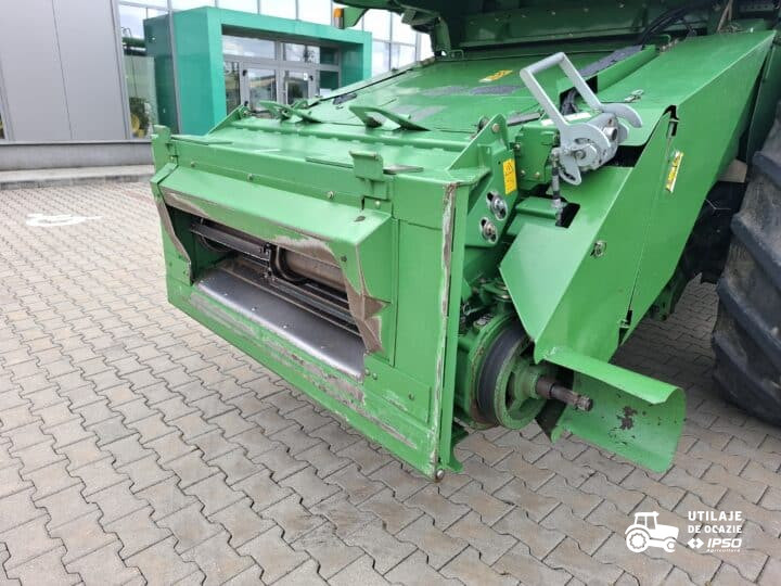 John Deere W540 + Header paioase