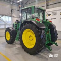 John Deere 6930