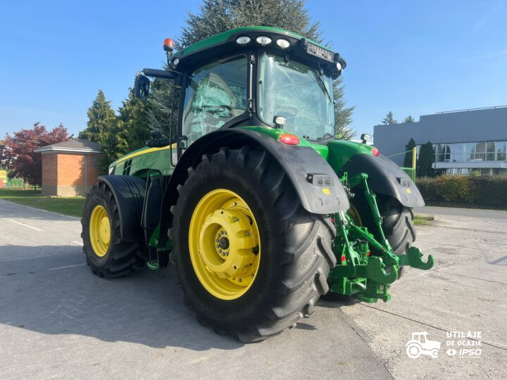 John Deere 8370R