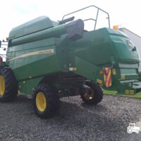 John Deere W440 + Header paioase
