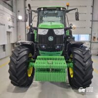 John Deere 6195M