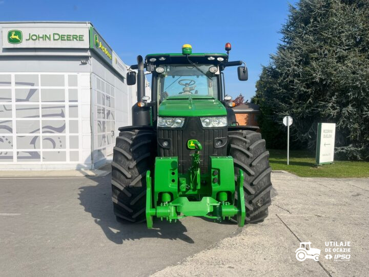 John Deere 8370R