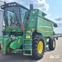 John Deere W550 + Header paioase