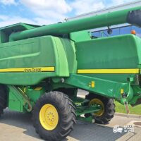 John Deere W550 + Header paioase