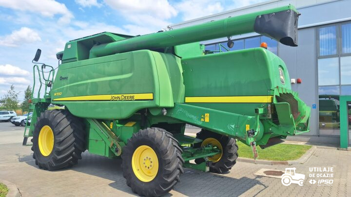 John Deere W550 + Header paioase