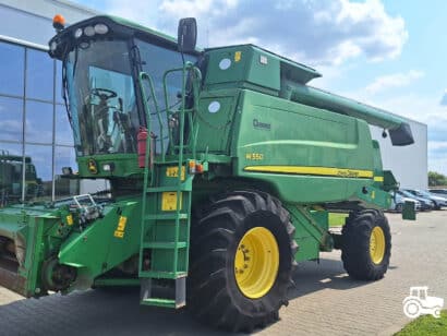 John Deere W550 + Header paioase