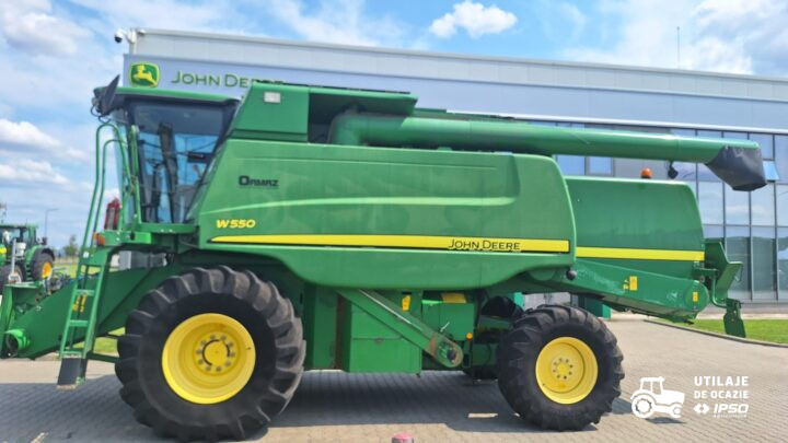 John Deere W550 + Header paioase