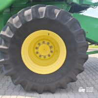 John Deere W550 + Header paioase