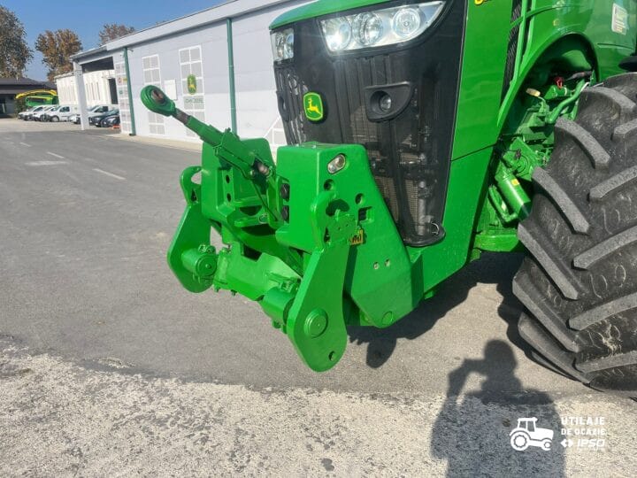 John Deere 8370R