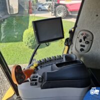 Combina New Holland model CR8070 + Header paioase