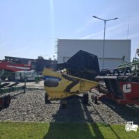 Combina New Holland model CR8070 + Header paioase