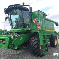 John Deere W540 + Header paioase