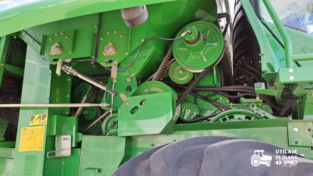 John Deere T660i + Header 622R
